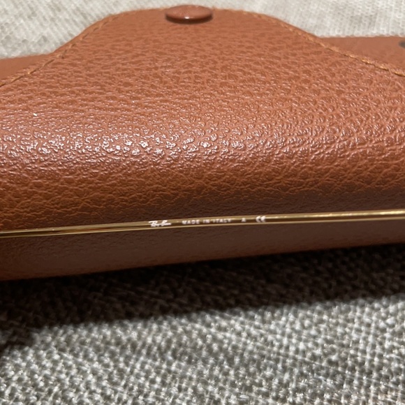 SOLD Ray Ban Sun Glasses - Picture 9 of 12